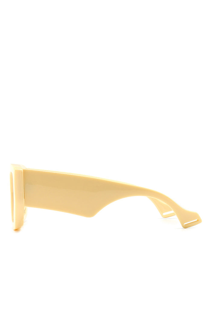 Lunettes de soleil tendance carrées beiges Amberta