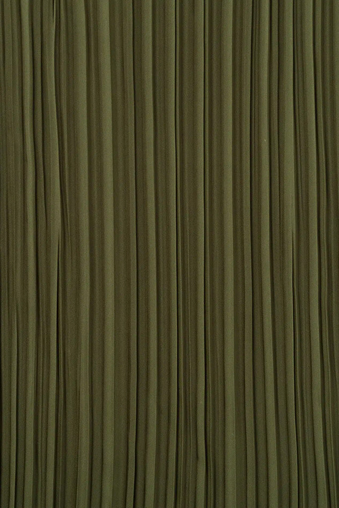 Pantone Λαδί Φουλάρι με Πιέτες - Alexandra Tsoukala | Αξεσουάρ - Φουλάρια | Pantone Olive Green Pleated Scarf