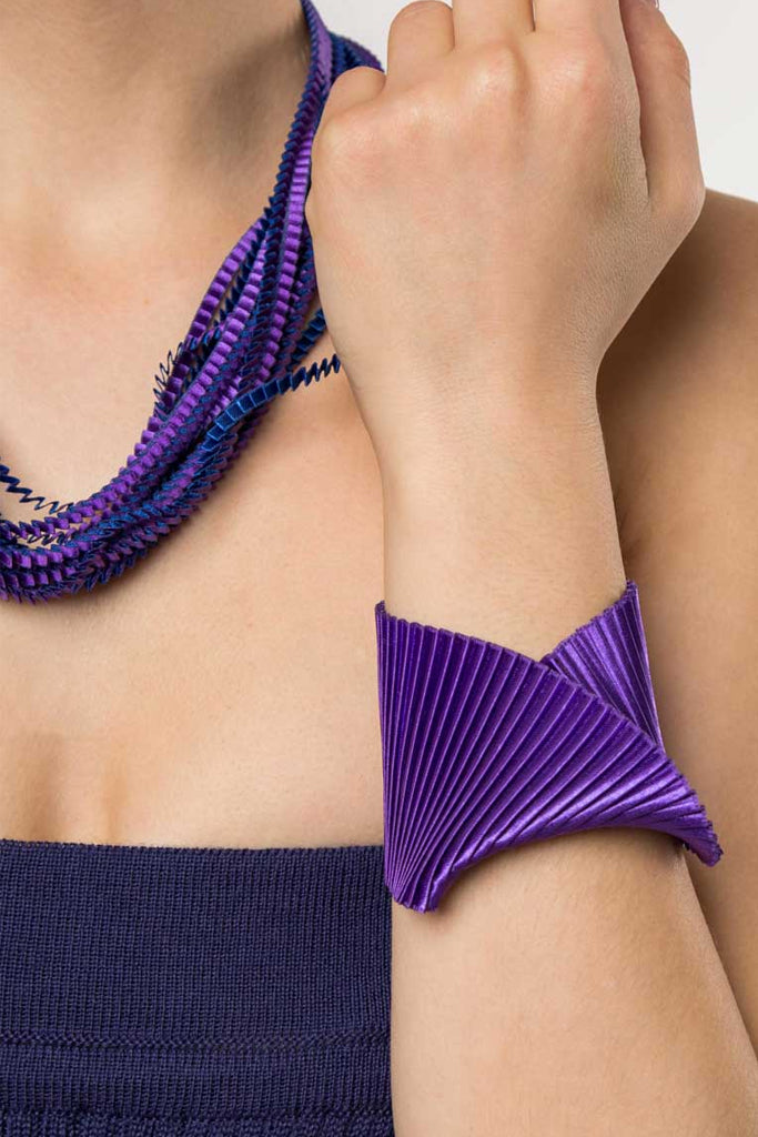 Shell Μωβ Υφασμάτινο Βραχιόλι με Πιέτες | Βραχιόλια - Alexandra Tsoukala Bracelets Shell Purple Pleated Bracelet